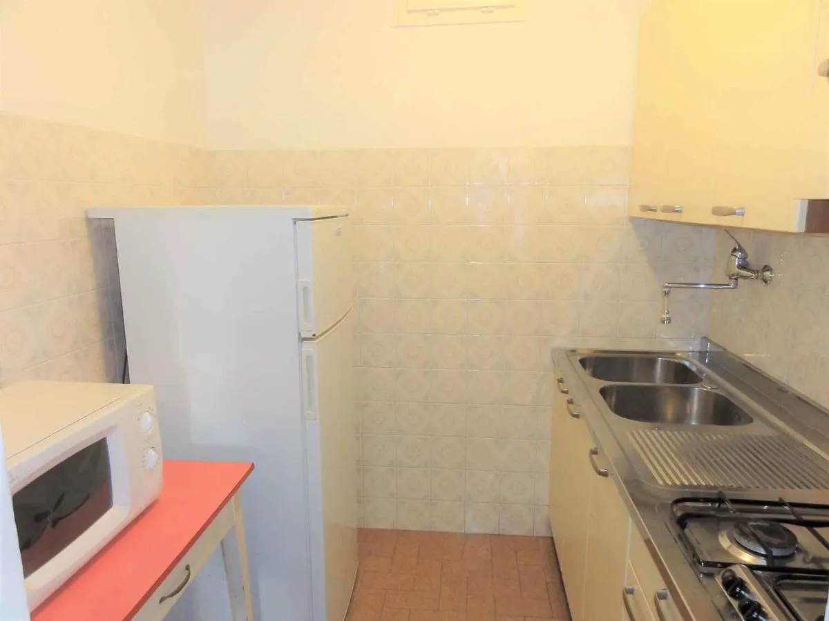 Apartment In Bibione 40088